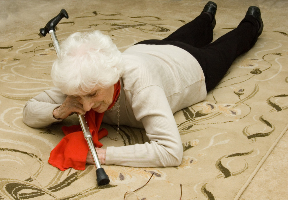 Reducing the Risk of Seniors Falling Down and Getting Injured - primary