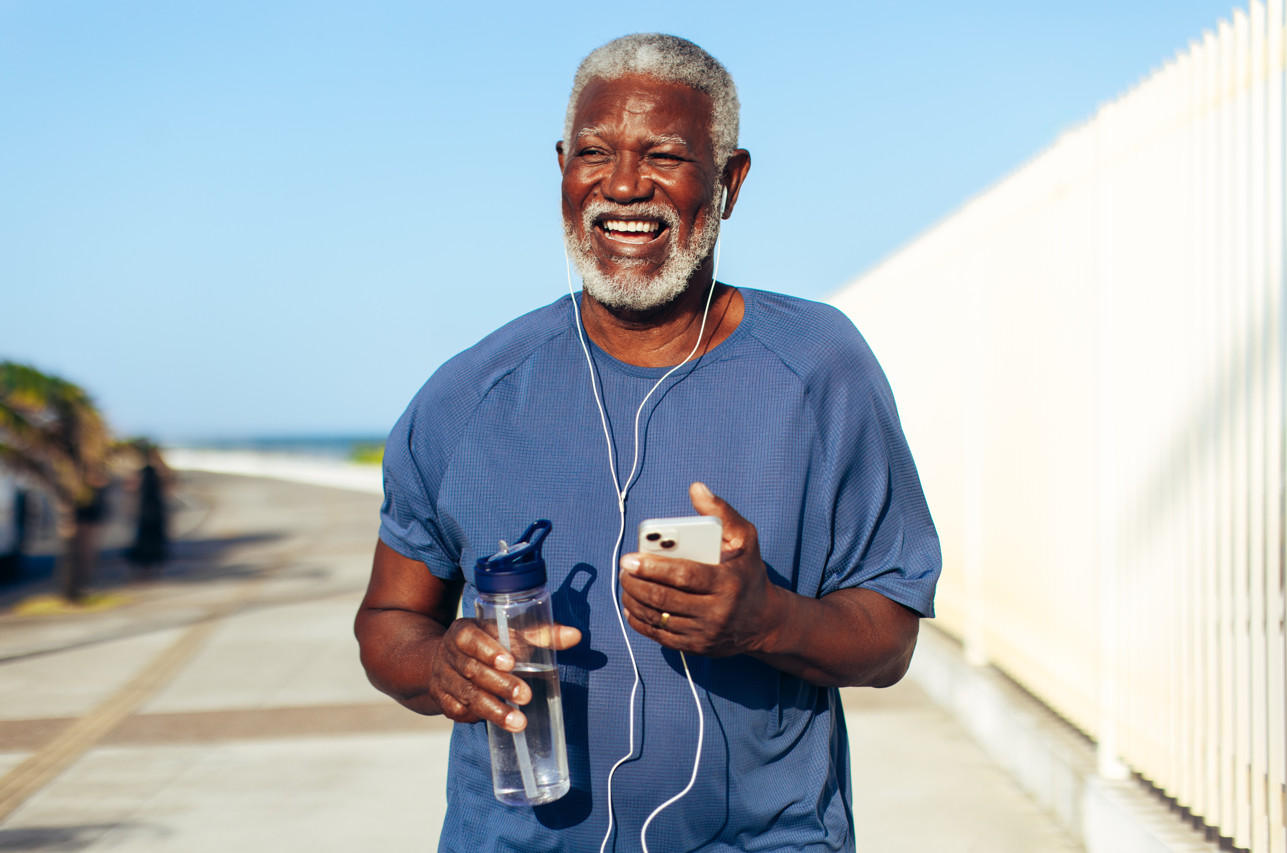 7 Practical Ways to Keep Seniors Safe, Hydrated, and Active During Summer